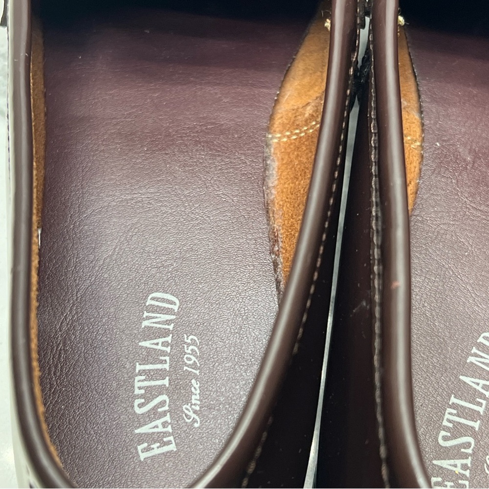 Eastland Brown Loafers - Picture 9 of 12